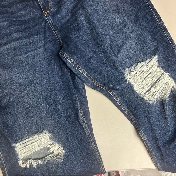 Hollister Curvy Ultra High Rise Dad Jean Denim Blue Distressed Size W35 L33 NWT - Picture 5 of 7